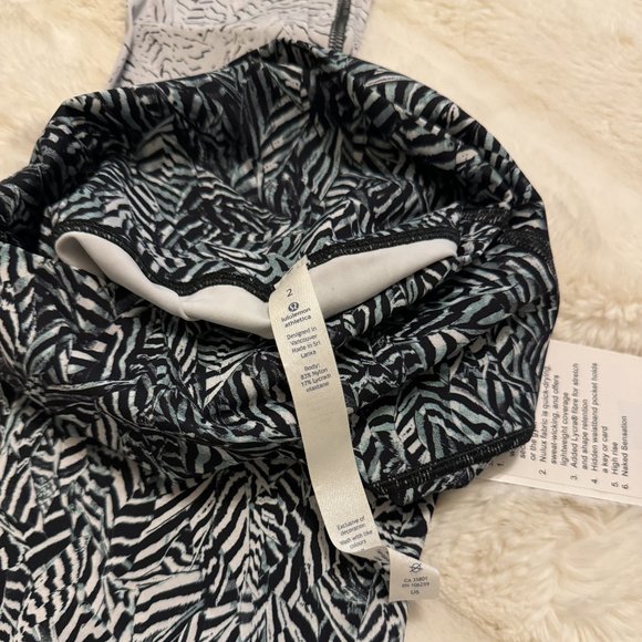 Lululemon Wunder Under Pant High Rise in Dazzle (DAZW) Size 2 NWT - Picture 3 of 3